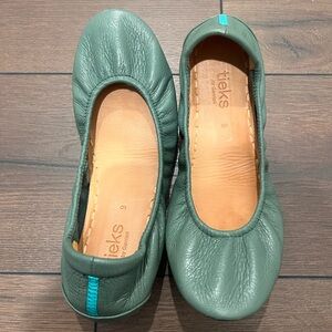 Muted Green Tieks